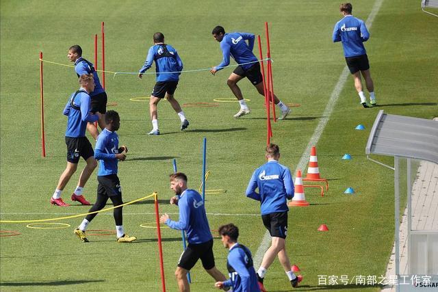 劳塔罗代表国家队已打进28球 排名队史第8